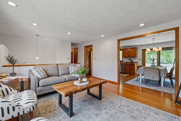 Dining room, Interior, Living room, Pendant Lights, Recessed Lighting, Wood Texture Flooring