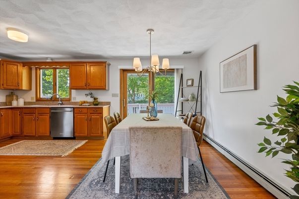 Dining room, Interior, Kitchen, Pendant Lights, Wood Texture Flooring
