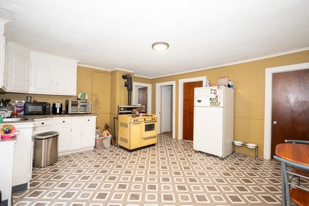 Interior, Kitchen, Recessed Lighting
