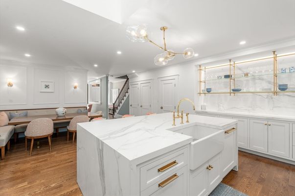 Dining room, Interior, Kitchen, Pendant Lights, Recessed Lighting, Wood Texture Flooring