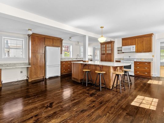Interior, Kitchen, Pendant Lights, Wood Texture Flooring