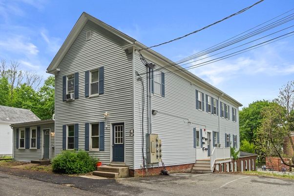Exterior, Facade, Queen Anne Victorian