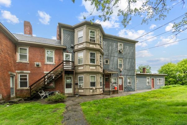 Backyard, Exterior, Facade, Brick Facade, Rowhouse