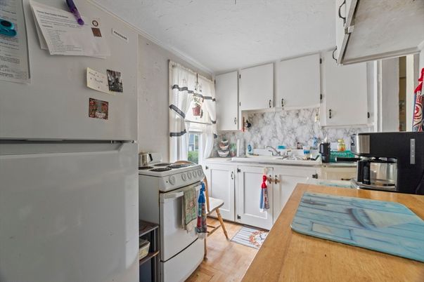 Interior, Kitchen, Wood Texture Flooring