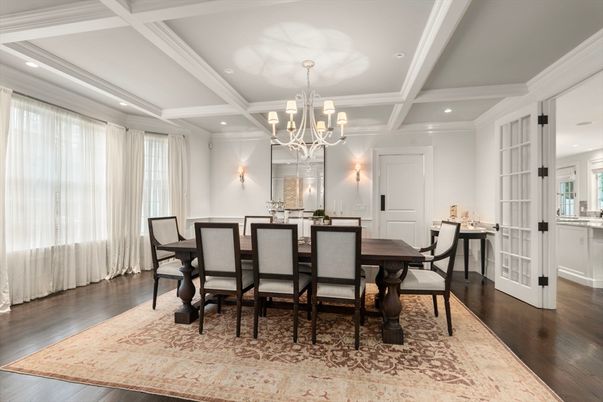 Chandelier, Dining room, Interior, Recessed Lighting, Wood Texture Flooring