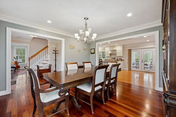 Chandelier, Dining room, Interior, Kitchen, Recessed Lighting, Wood Texture Flooring