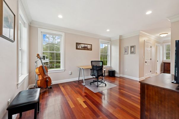 Home Office, Interior, Recessed Lighting, Wood Texture Flooring