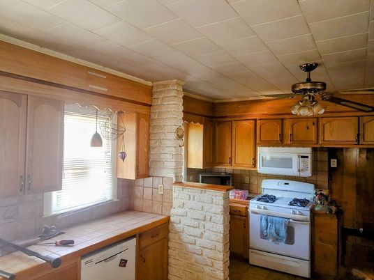 Interior, Kitchen, Tile Countertops