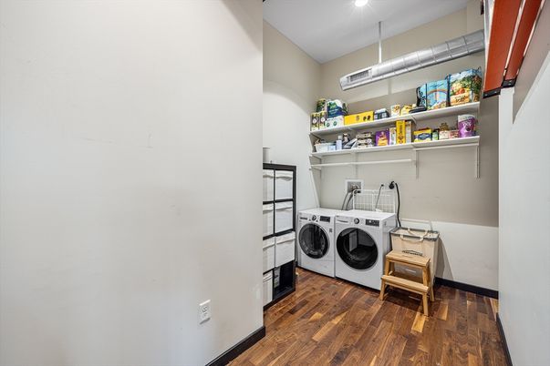 Interior, Washer, Wood Texture Flooring