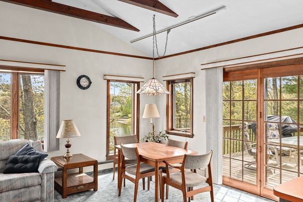 Interior, Kitchen, Living room, Pendant Lights, Wooden Beams