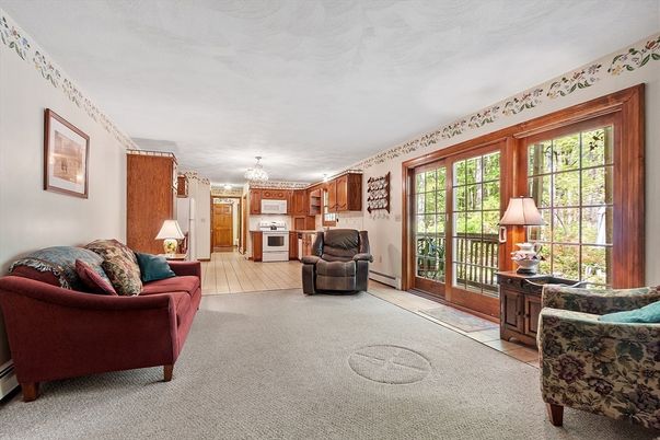 Chandelier, Interior, Kitchen, Living room