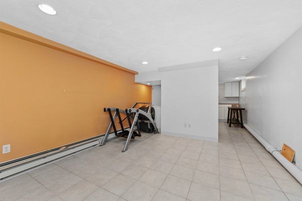 Fitness Equipment, Interior, Recessed Lighting