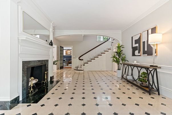 Fireplace, Interior