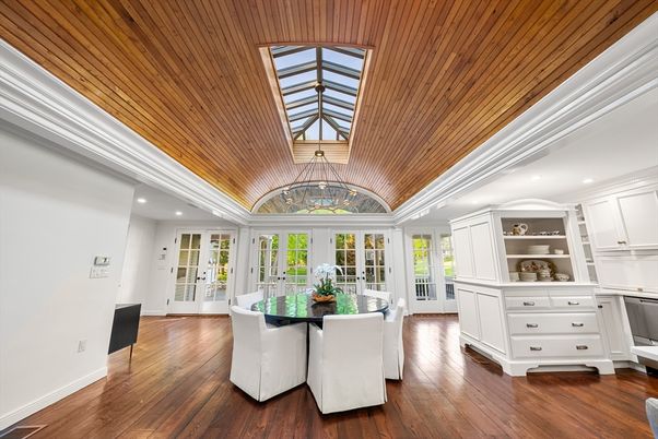 Dining room, Interior, Kitchen, Pendant Lights, Recessed Lighting, Wooden Ceilings, Wood Texture Flooring