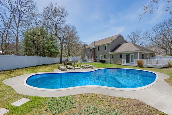 Backyard, Exterior, Pool