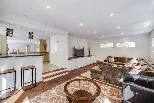 Interior, Kitchen, Living room, Pendant Lights, Recessed Lighting, Wood Texture Flooring