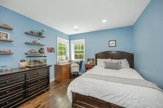 Bedroom, Home Office, Interior, Recessed Lighting, Wood Texture Flooring