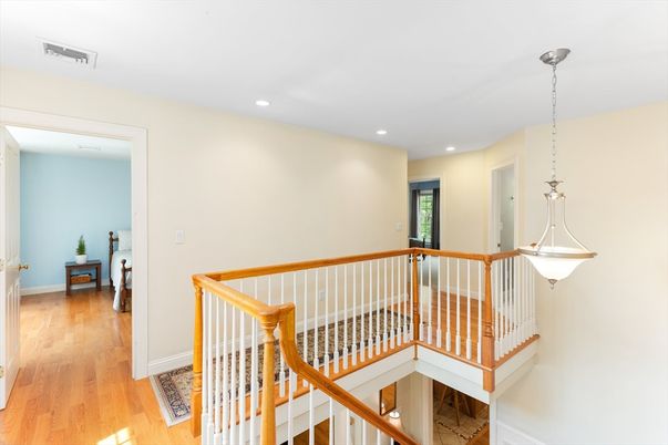 Interior, Pendant Lights, Recessed Lighting, Wood Texture Flooring