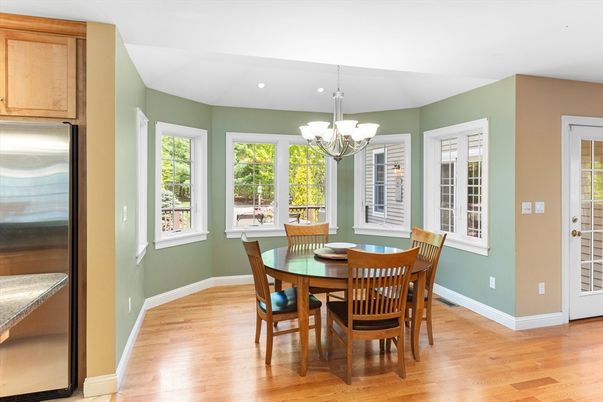 Chandelier, Dining room, Interior, Recessed Lighting, Wood Texture Flooring