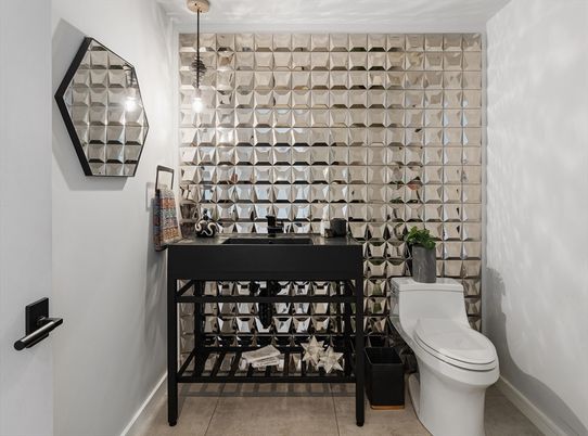 Interior, Utility Closets, Washer