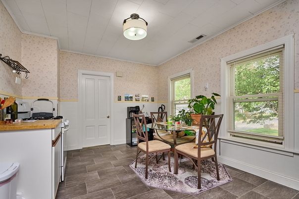 Dining room, Interior