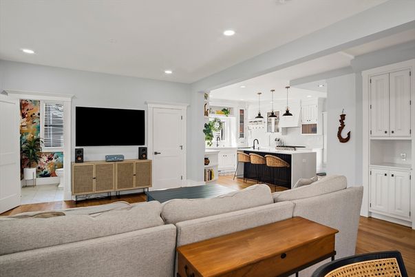 Interior, Kitchen, Living room, Pendant Lights, Recessed Lighting, Wood Texture Flooring
