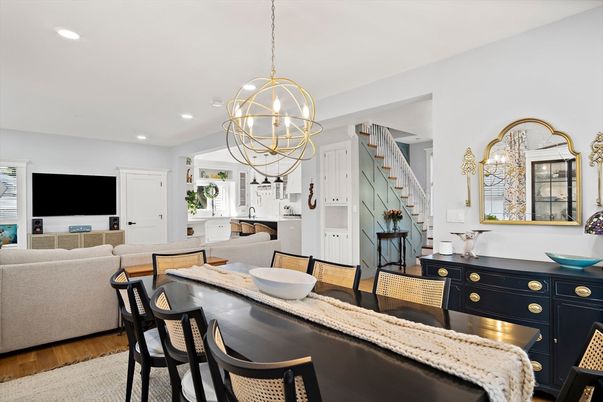 Chandelier, Dining room, Interior, Kitchen, Pendant Lights, Recessed Lighting, Wood Texture Flooring