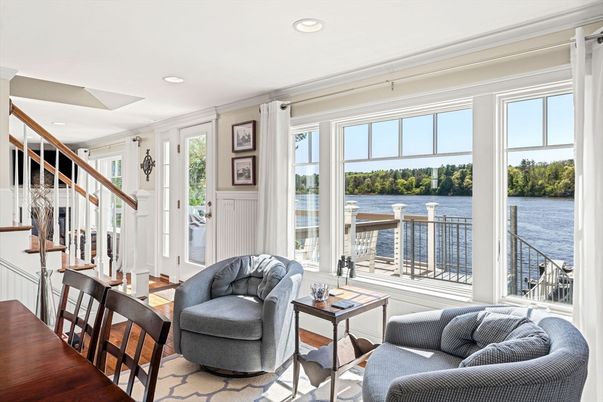 Interior, Living room, Recessed Lighting, Water