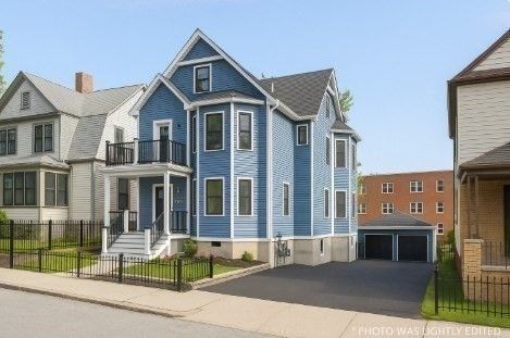 Exterior, Facade, Queen Anne Victorian
