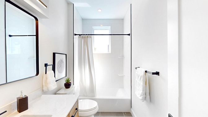 Bathroom, Interior, Recessed Lighting