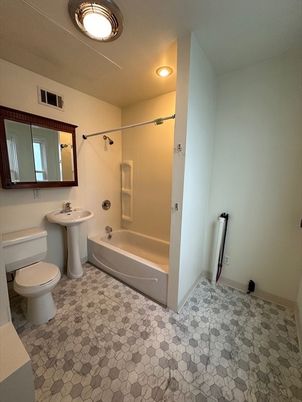Bathroom, Interior, Recessed Lighting