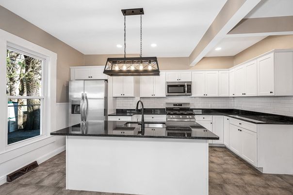 Interior, Kitchen, Pendant Lights, Recessed Lighting, Stainless Steel Appliances