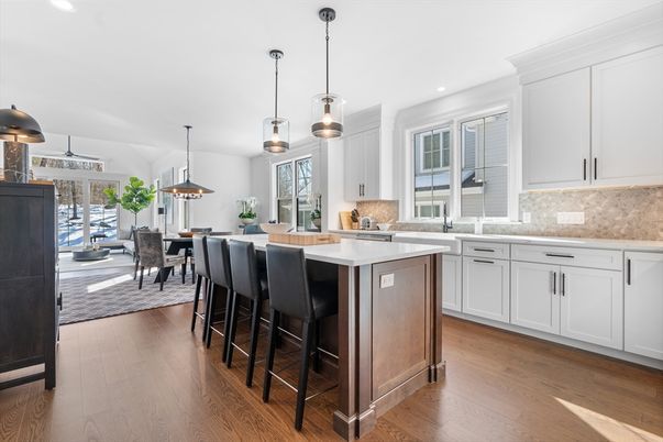 Dining room, Interior, Kitchen, Pendant Lights, Recessed Lighting, Wood Texture Flooring