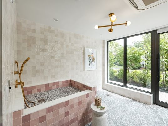 Bathroom, Interior, Recessed Lighting