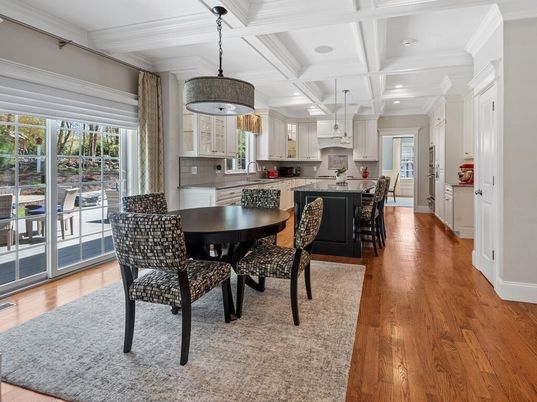 Dining room, Interior, Kitchen, Pendant Lights, Recessed Lighting, Wood Texture Flooring