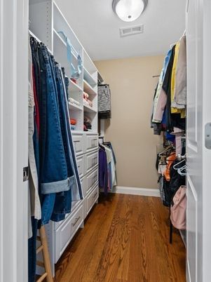 Interior, Walk-in Closets, Wood Texture Flooring