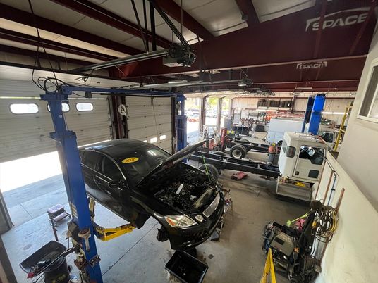 Garage, Interior