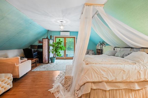 Bedroom, Chandelier, Interior, Pendant Lights, Wood Texture Flooring
