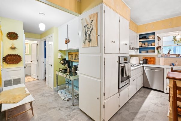 Interior, Kitchen, Pendant Lights, Stainless Steel Appliances