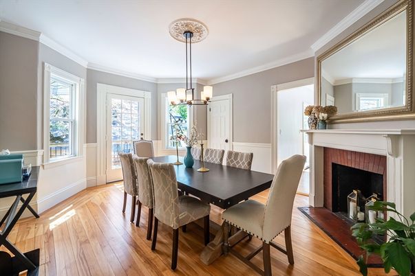 Chandelier, Dining room, Fireplace, Interior, Pendant Lights, Wood Texture Flooring
