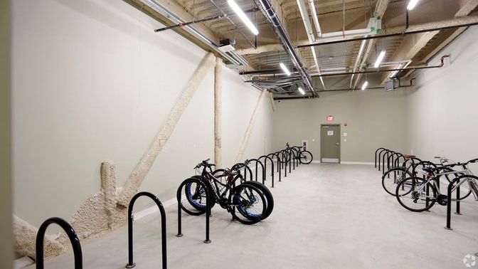Garage, Interior