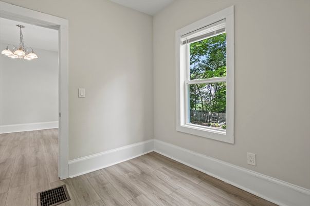 Empty room, Interior, Pendant Lights, Wood Texture Flooring