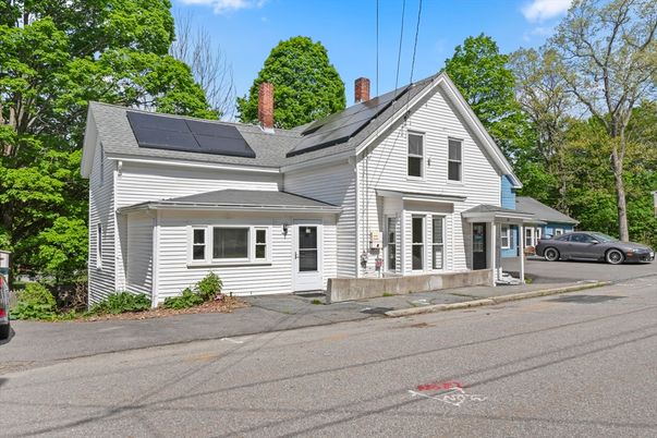 Exterior, Facade, Solar Panels, Queen Anne Victorian