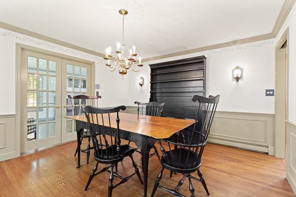 Chandelier, Dining room, Interior, Wood Texture Flooring