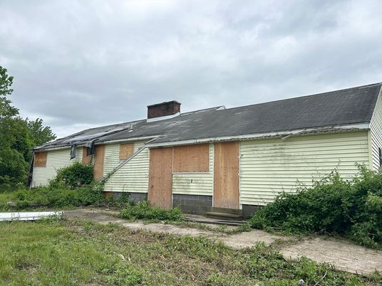 Exterior, Solar Panels