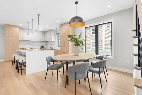 Dining room, Interior, Kitchen, Pendant Lights, Recessed Lighting, Wood Texture Flooring