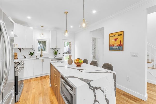 Interior, Kitchen, Pendant Lights, Recessed Lighting, Wood Texture Flooring