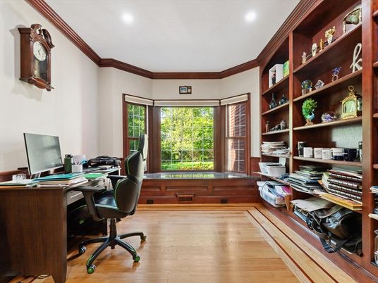 Home Office, Interior, Recessed Lighting, Wood Texture Flooring