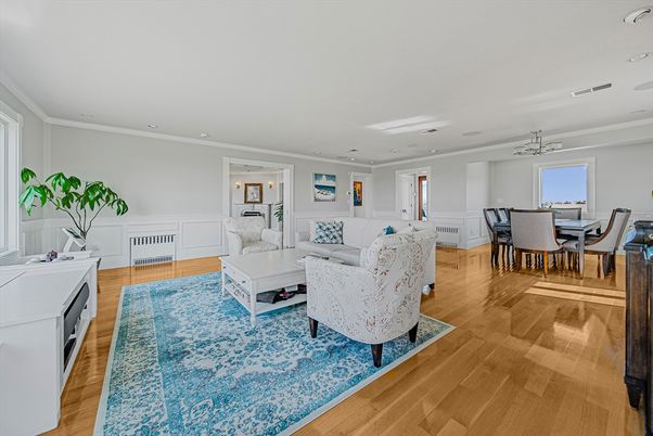Dining room, Interior, Living room, Recessed Lighting, Wood Texture Flooring