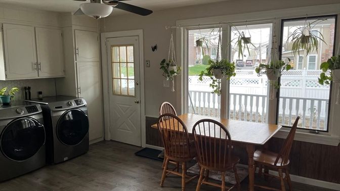 Dining room, Interior, Washer, Wood Texture Flooring